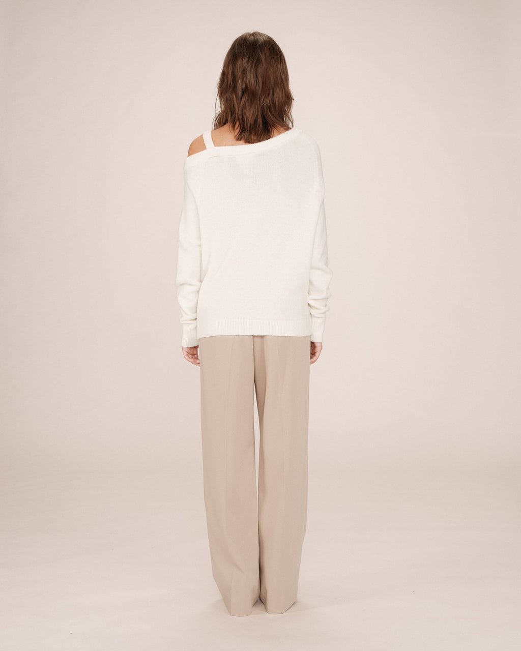 Pull Asymetrique Ivoire Samantha