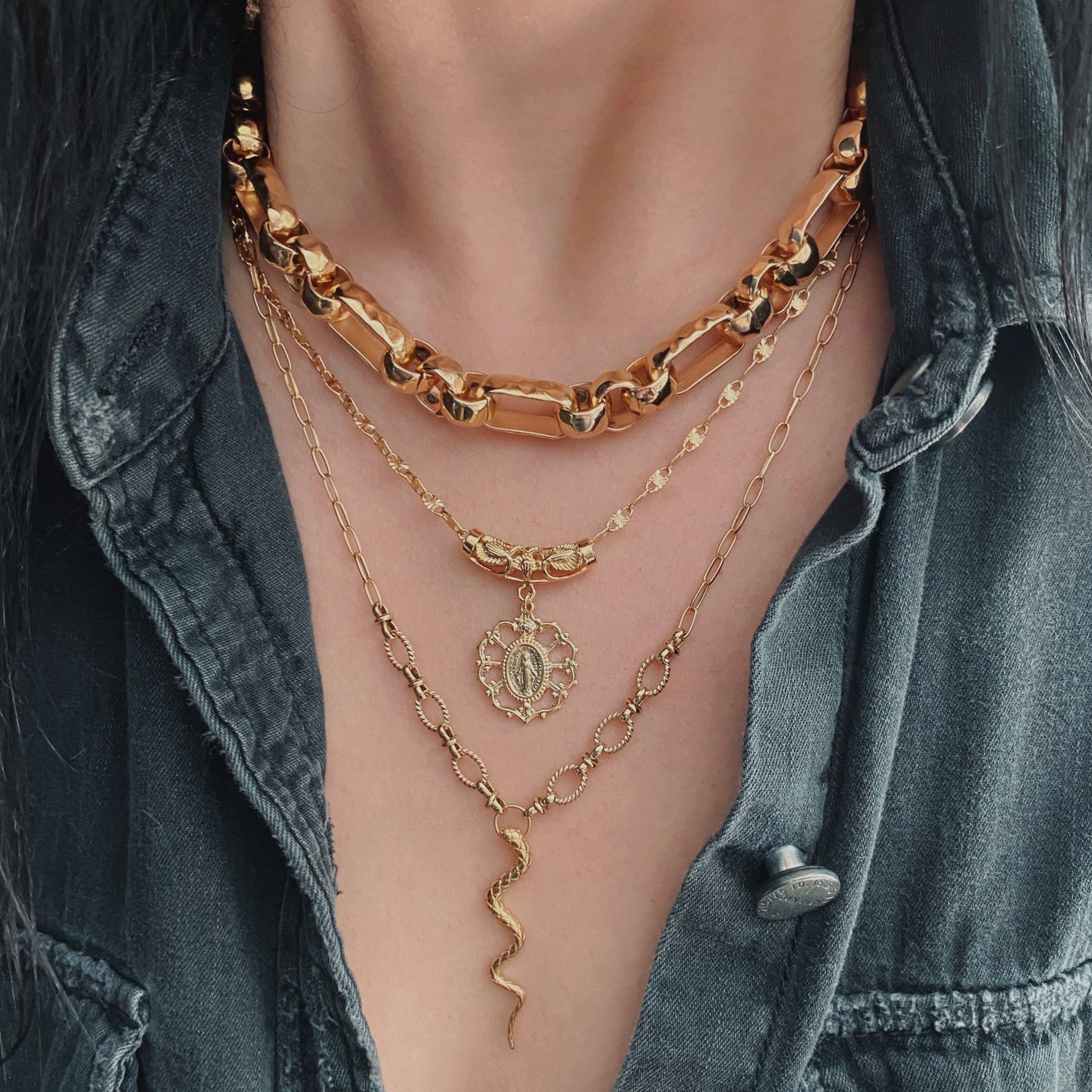 Collier Némésis