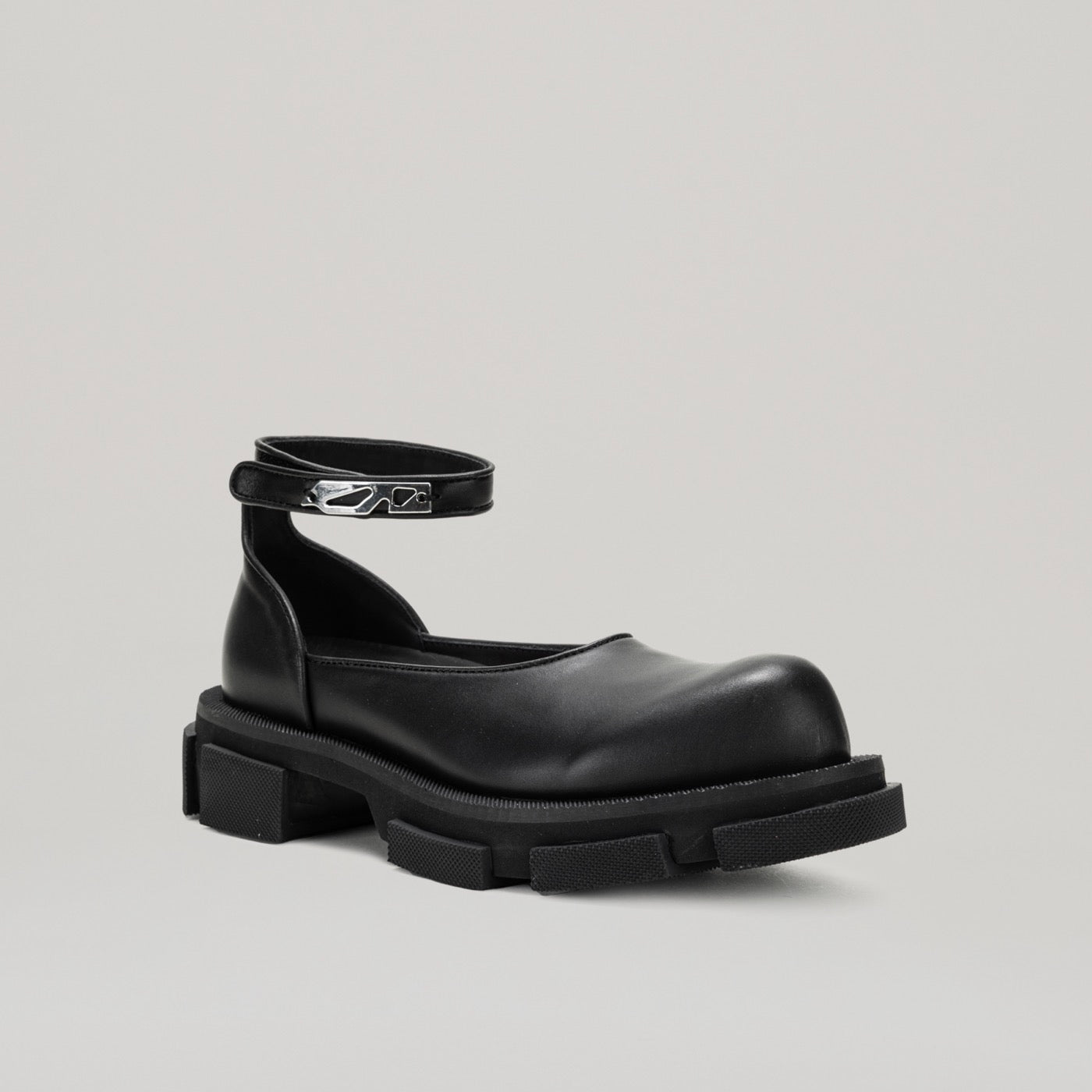 Mary Janes Gao - Black
