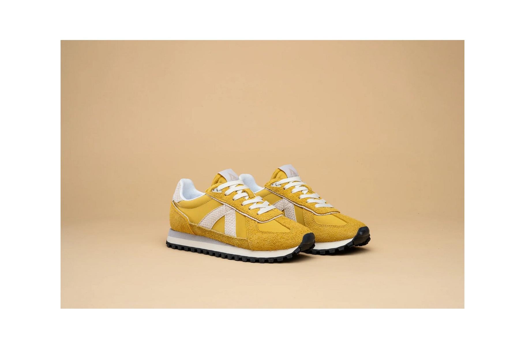 Sneakers Gate - Oak / Snake/Gold