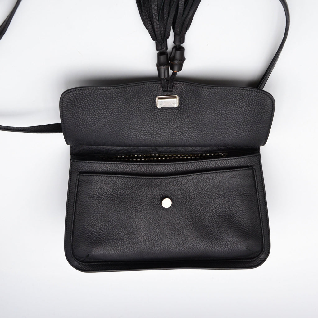Gucci Daily Flap Cuir Grainé Noir — Pompon Bambou