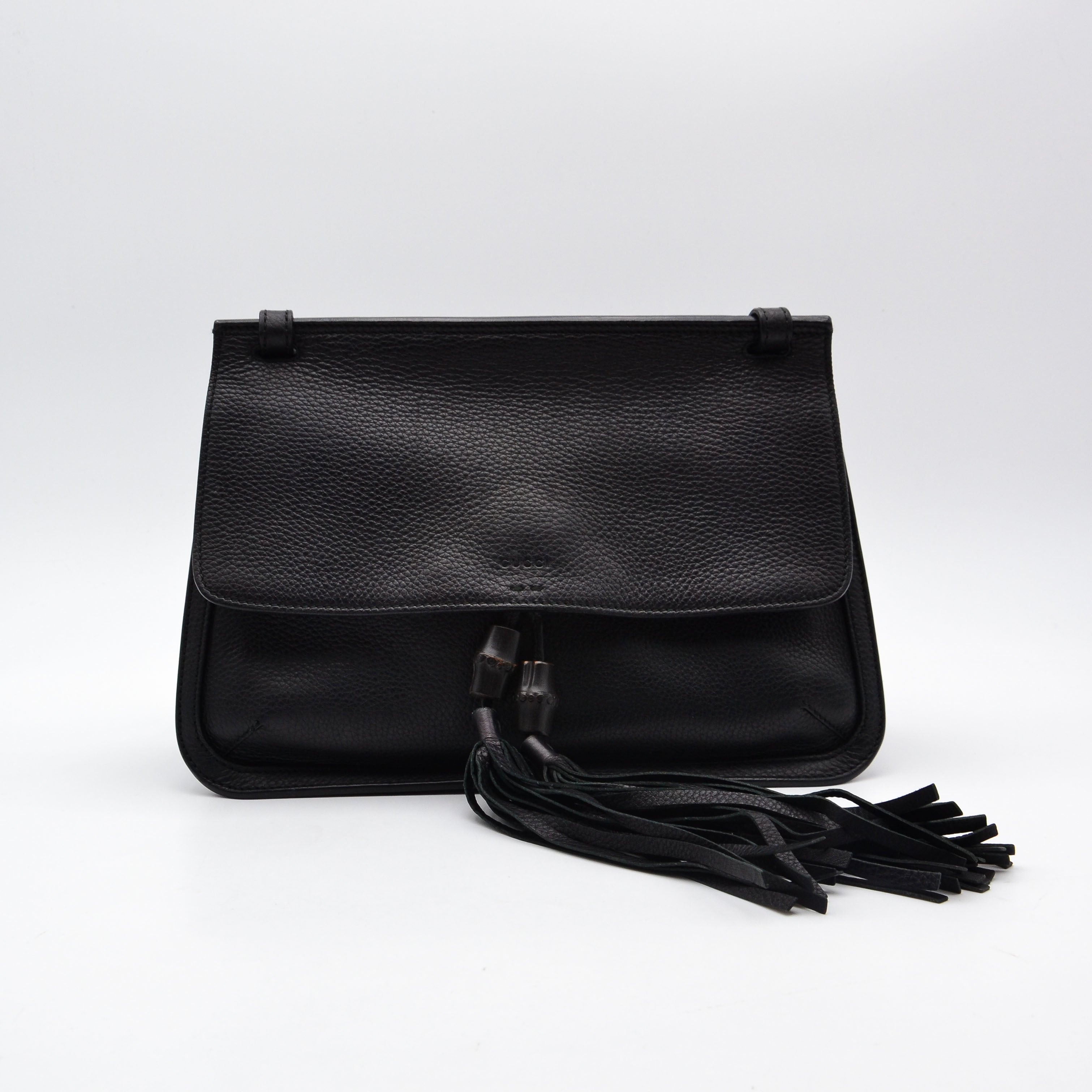 Gucci Daily Flap Cuir Grainé Noir — Pompon Bambou