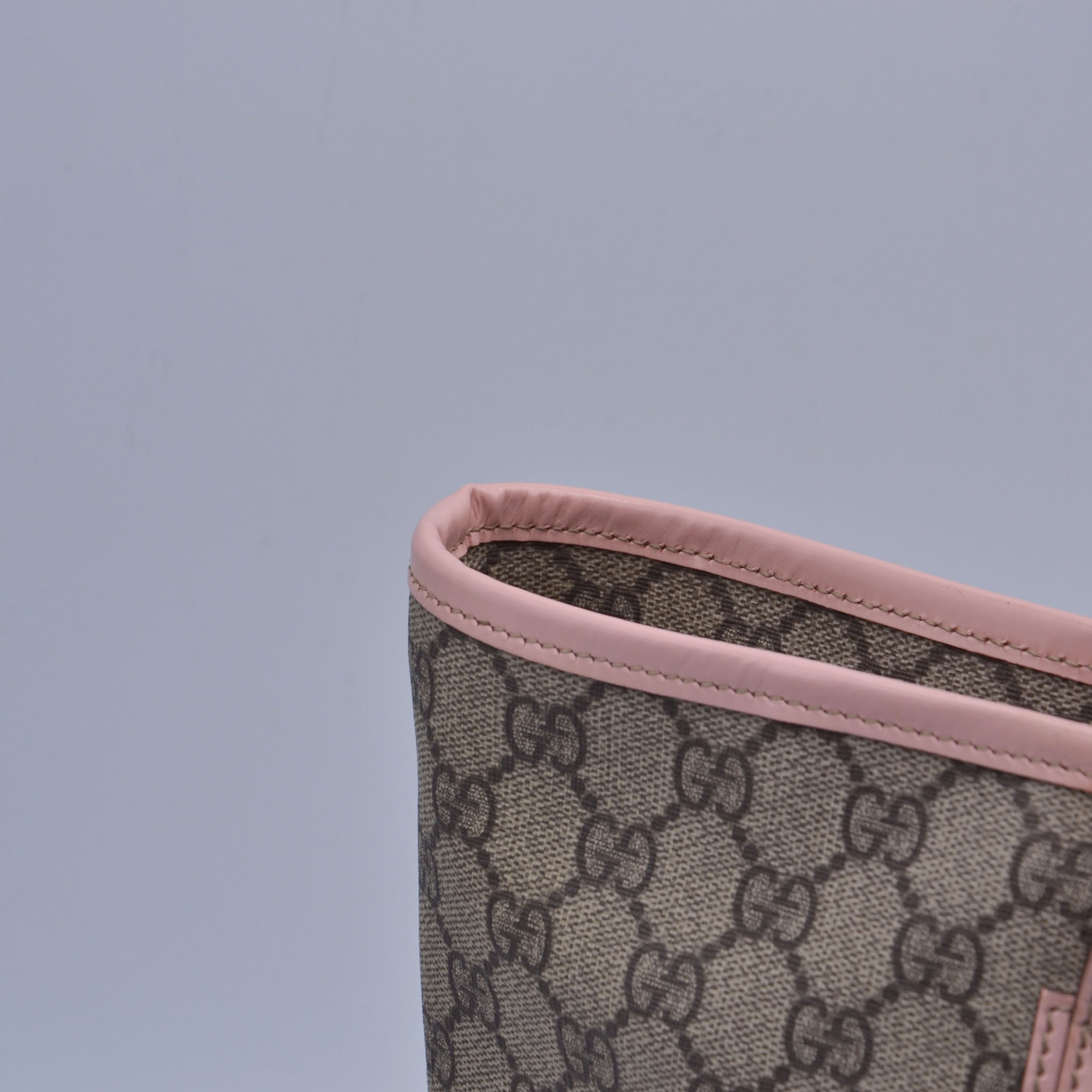 Gucci Gg Supreme Tote Zippé