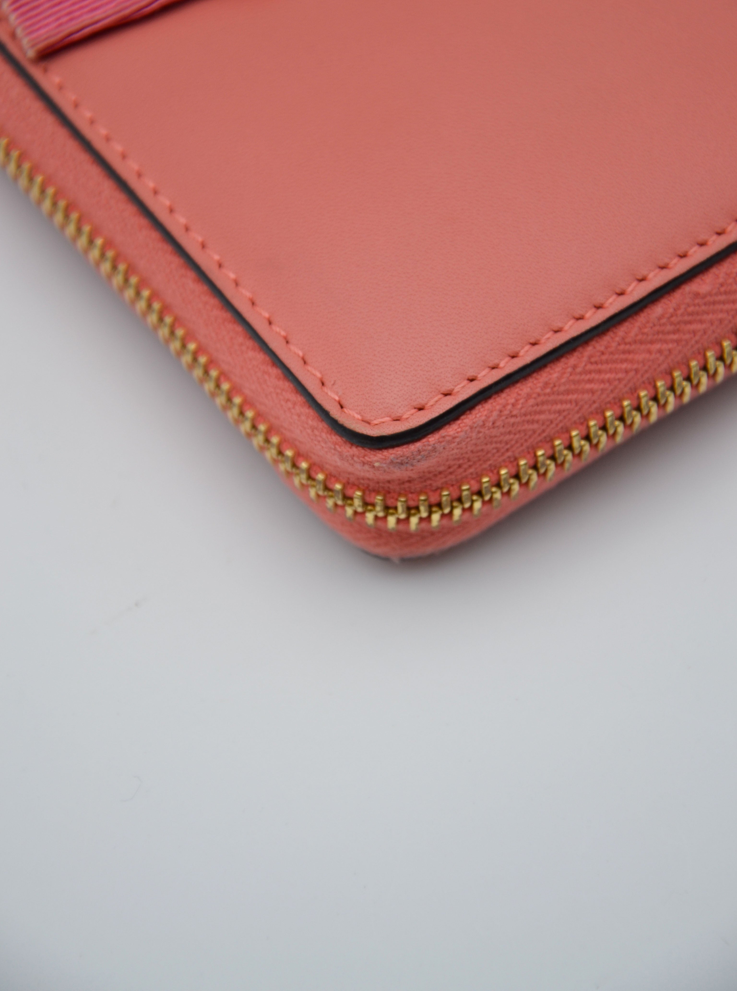 Portefeuille Gucci Cuir Rose Avec Nœud Gg