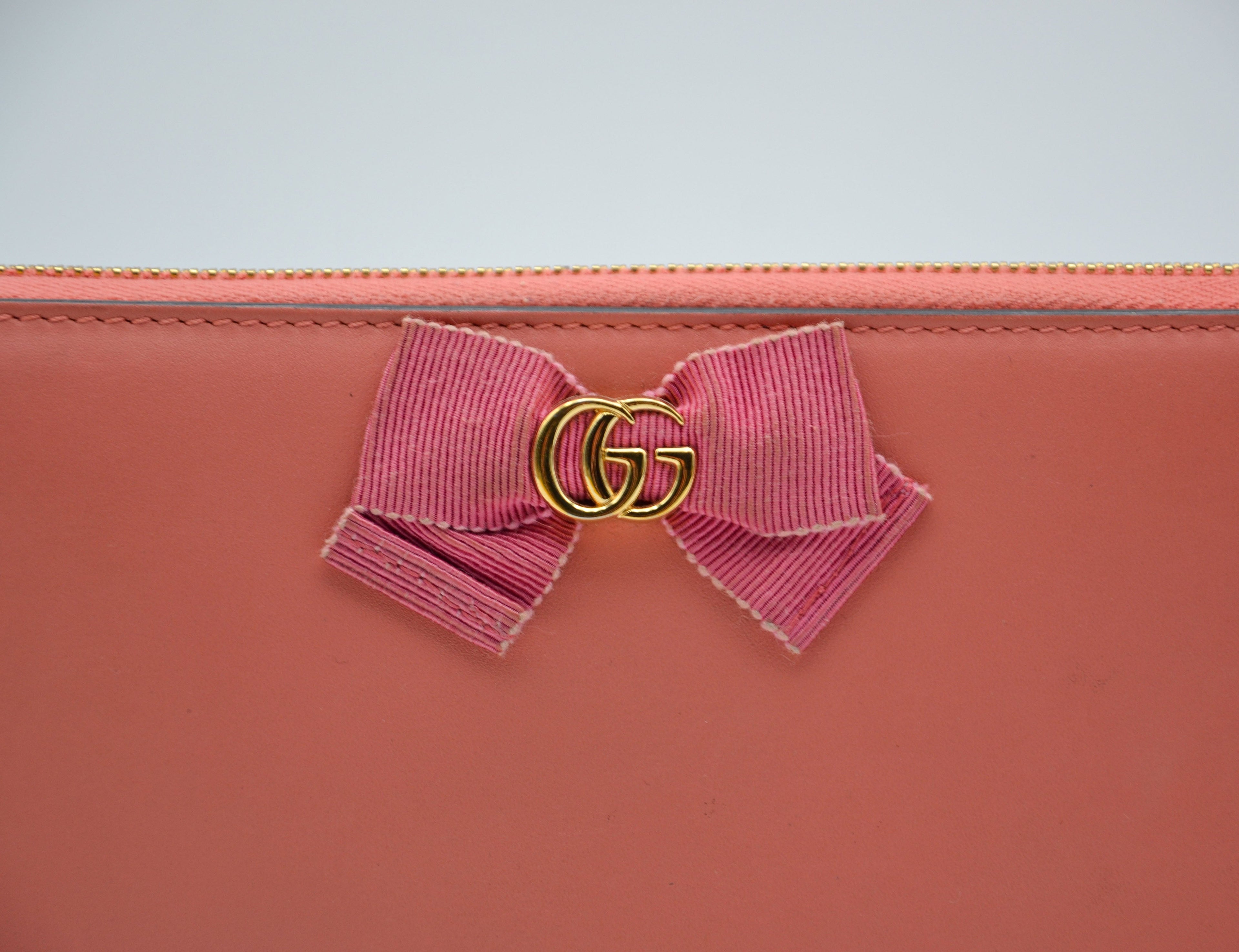 Portefeuille Gucci Cuir Rose Avec Nœud Gg