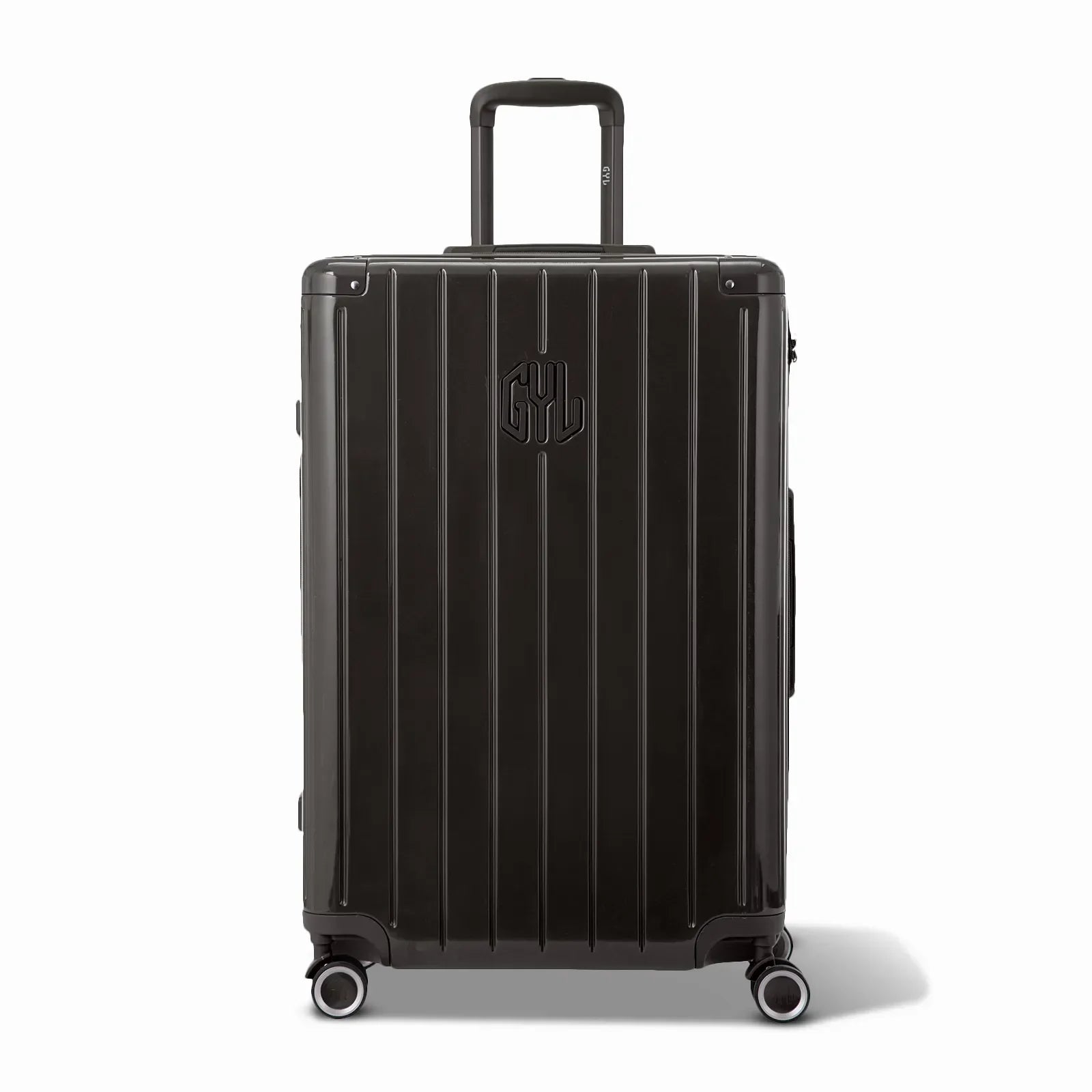 Vue avant de la valise rigide GYL Intemporelle noir, logo embossé et roulettes 360 degrés. #couleur_noir