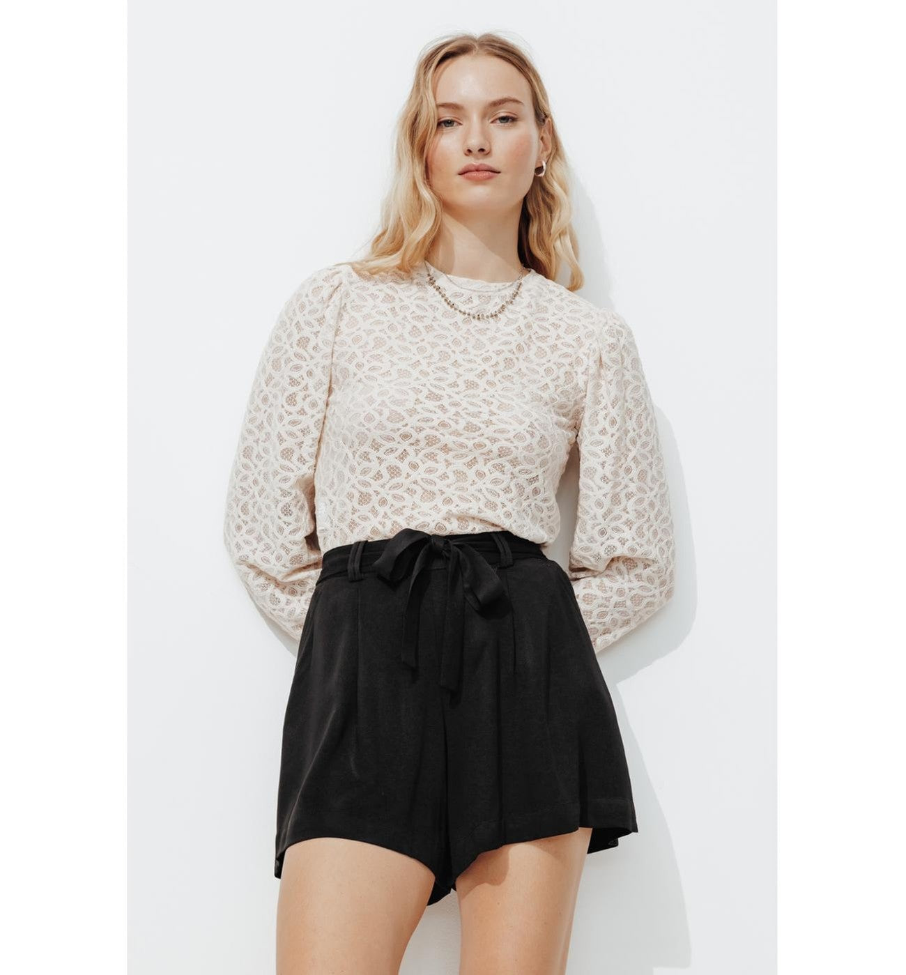 Short Taille Haute Éco-conçu - Noir Uni Fonce