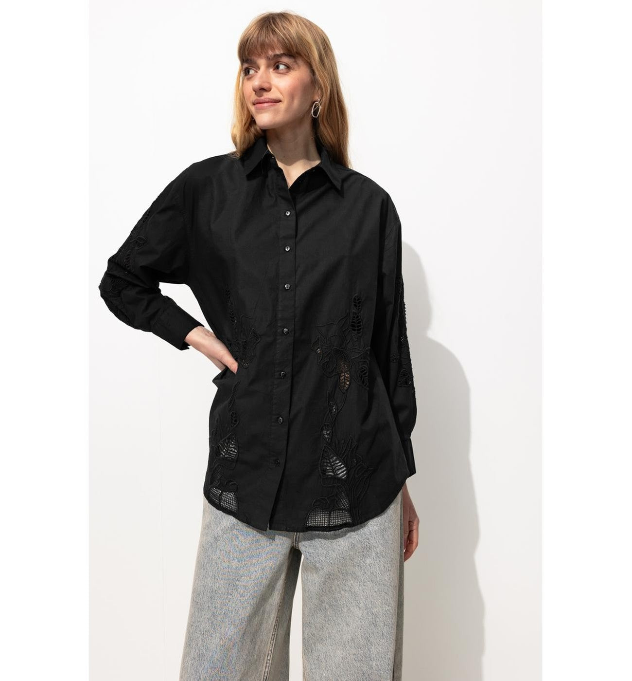 Chemise en Broderie Anglaise - Noir Uni Fonce