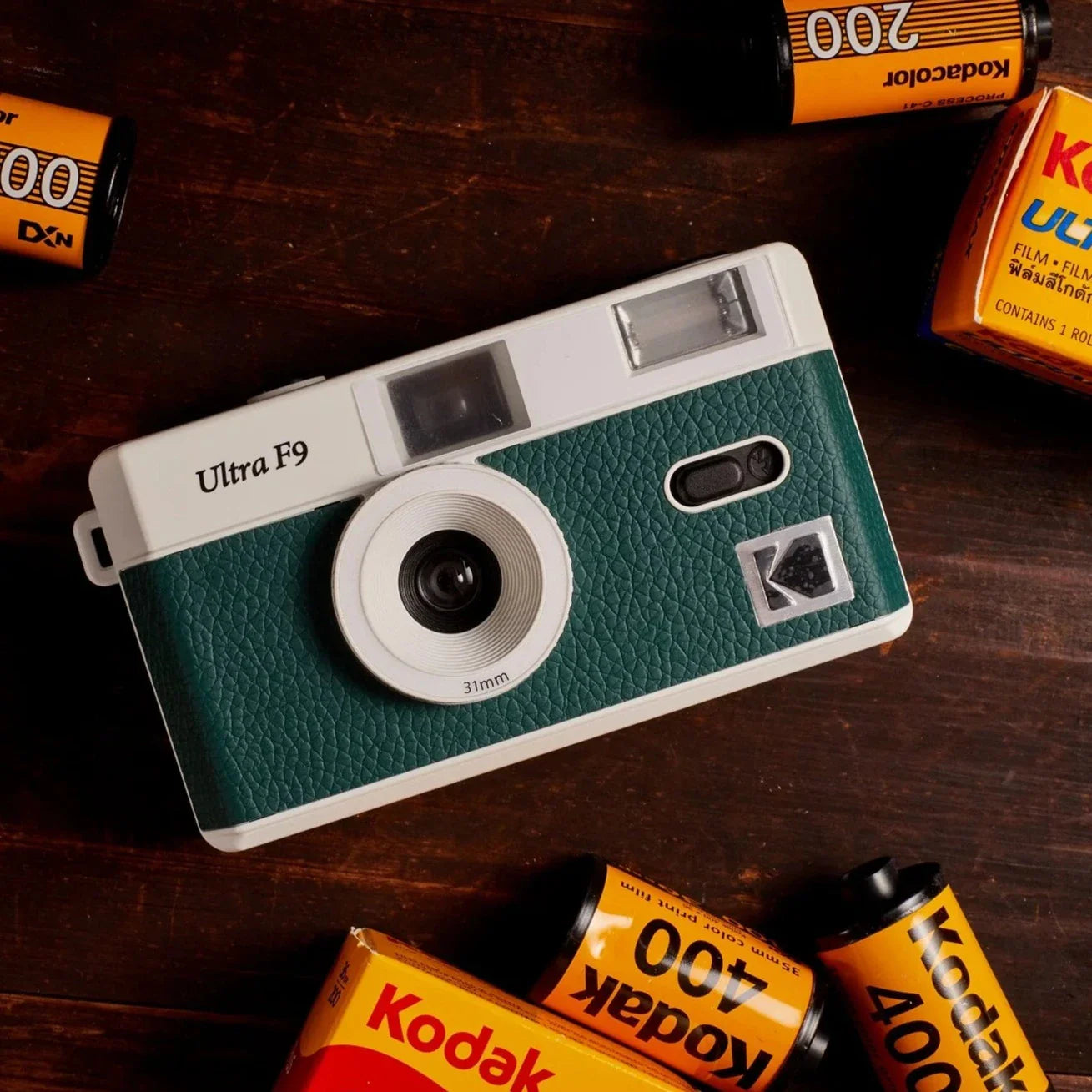Appareil Argentique - ULTRA F9 - Vert & Blanc - 2 Pellicules Couleur Offertes - Kodak