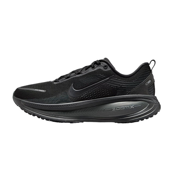 Baskets Homme Nike Vomero 18