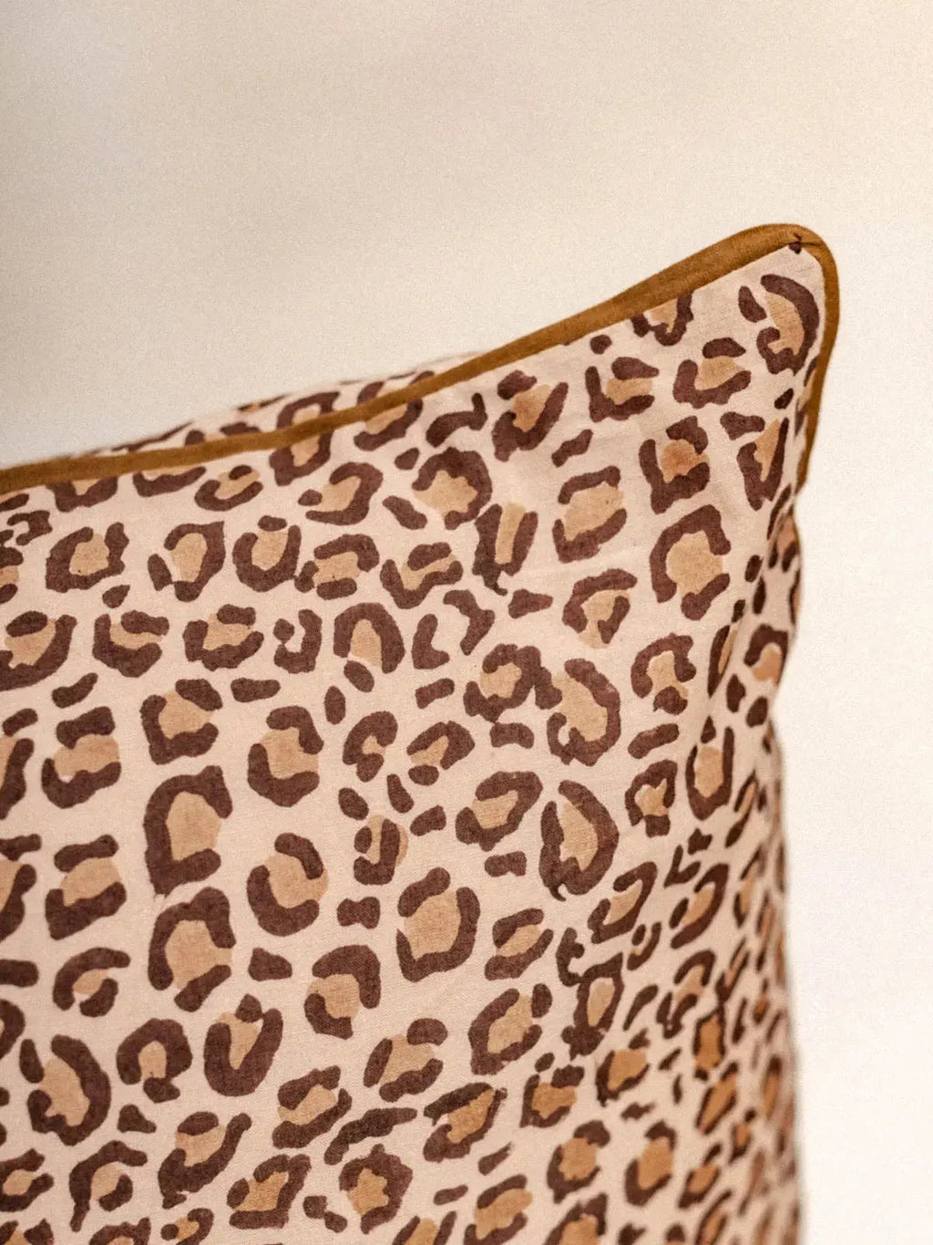 Housse de Coussin - Leopard marron KIRANE