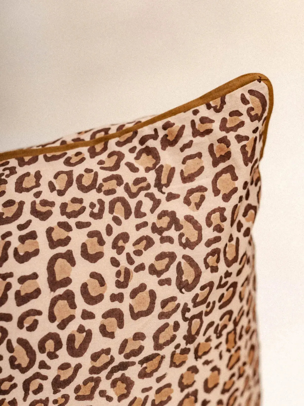 Housse de Coussin - Leopard marron KIRANE