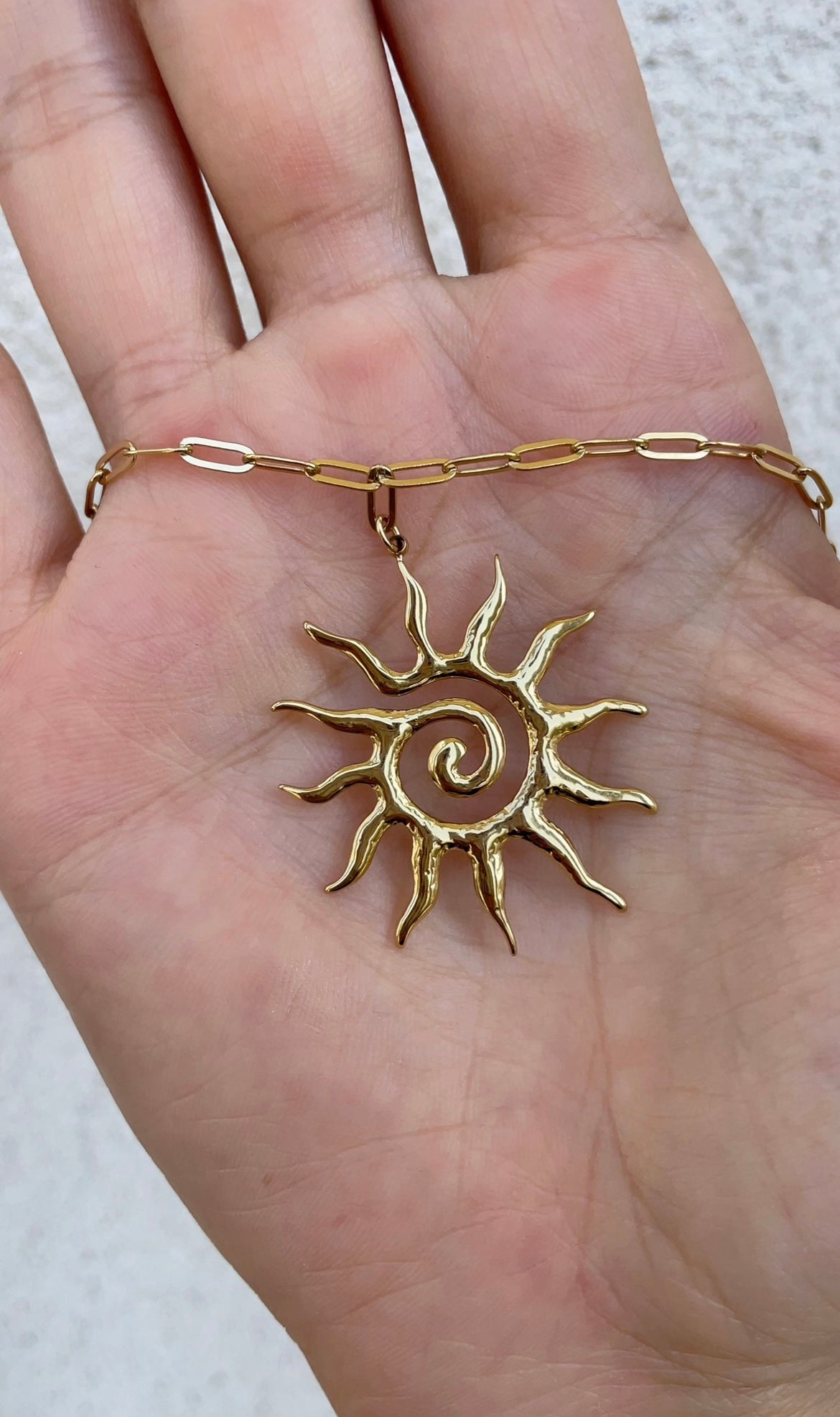 Collier Spain