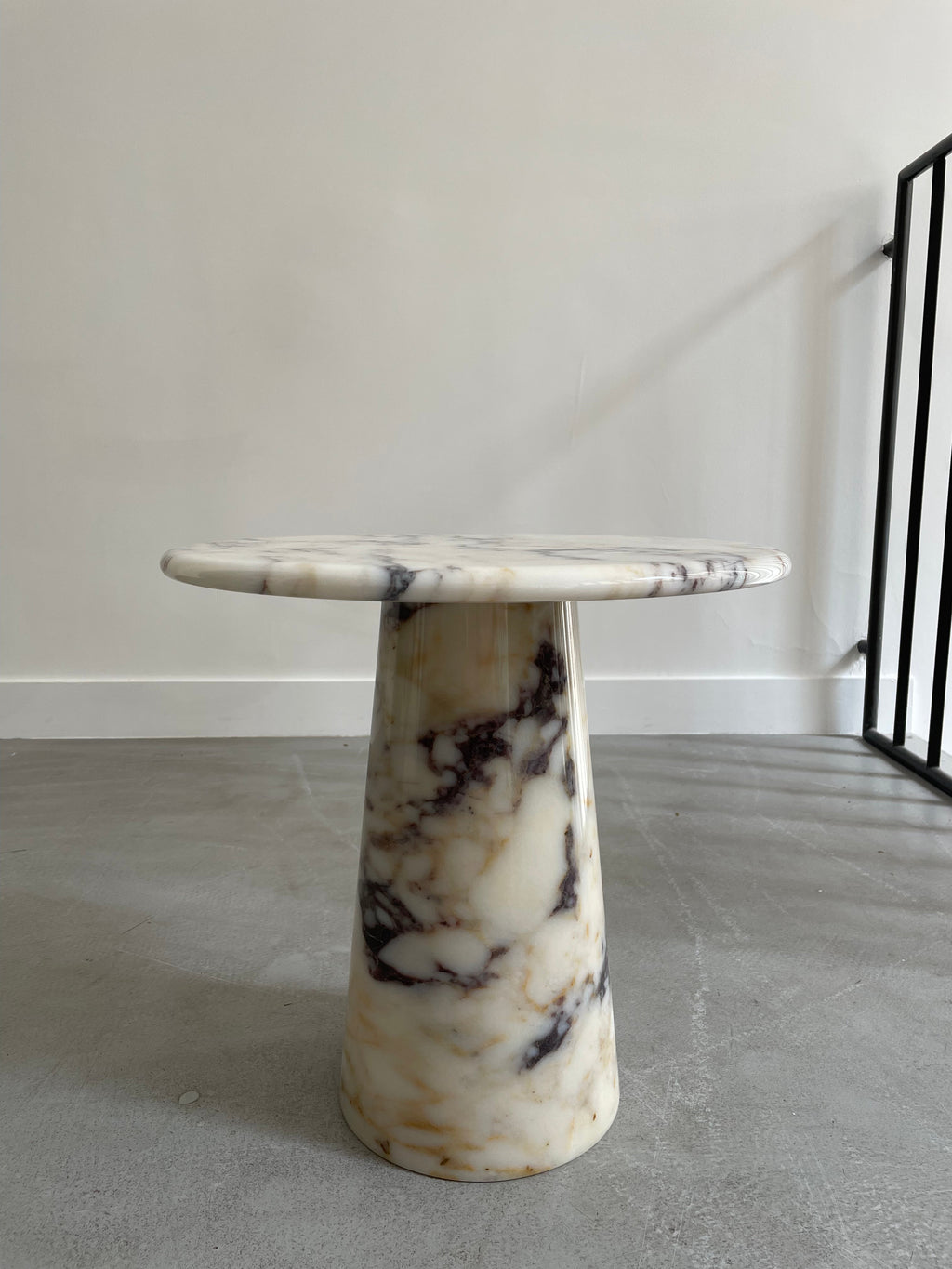 Table D'Appoint En Marbre Calacata Viola