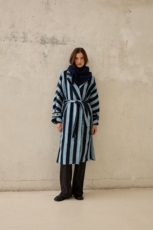 Manteau D'Alpaga À Rayures Bleues