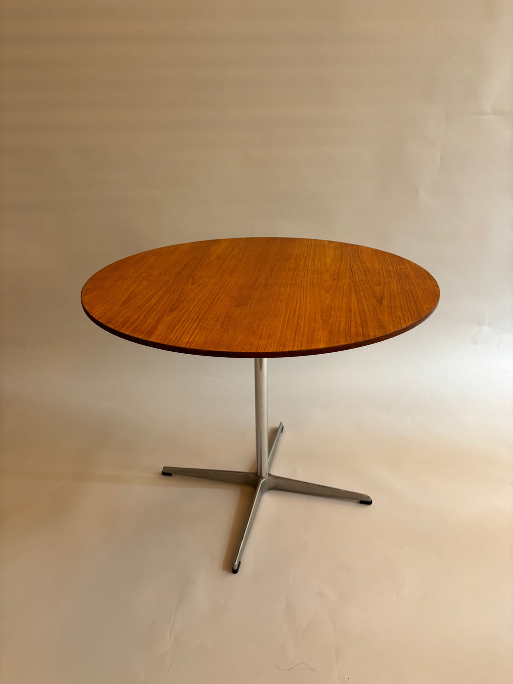 Table À Manger Arne Jacobsen Pour Fritz Hansen Années 60