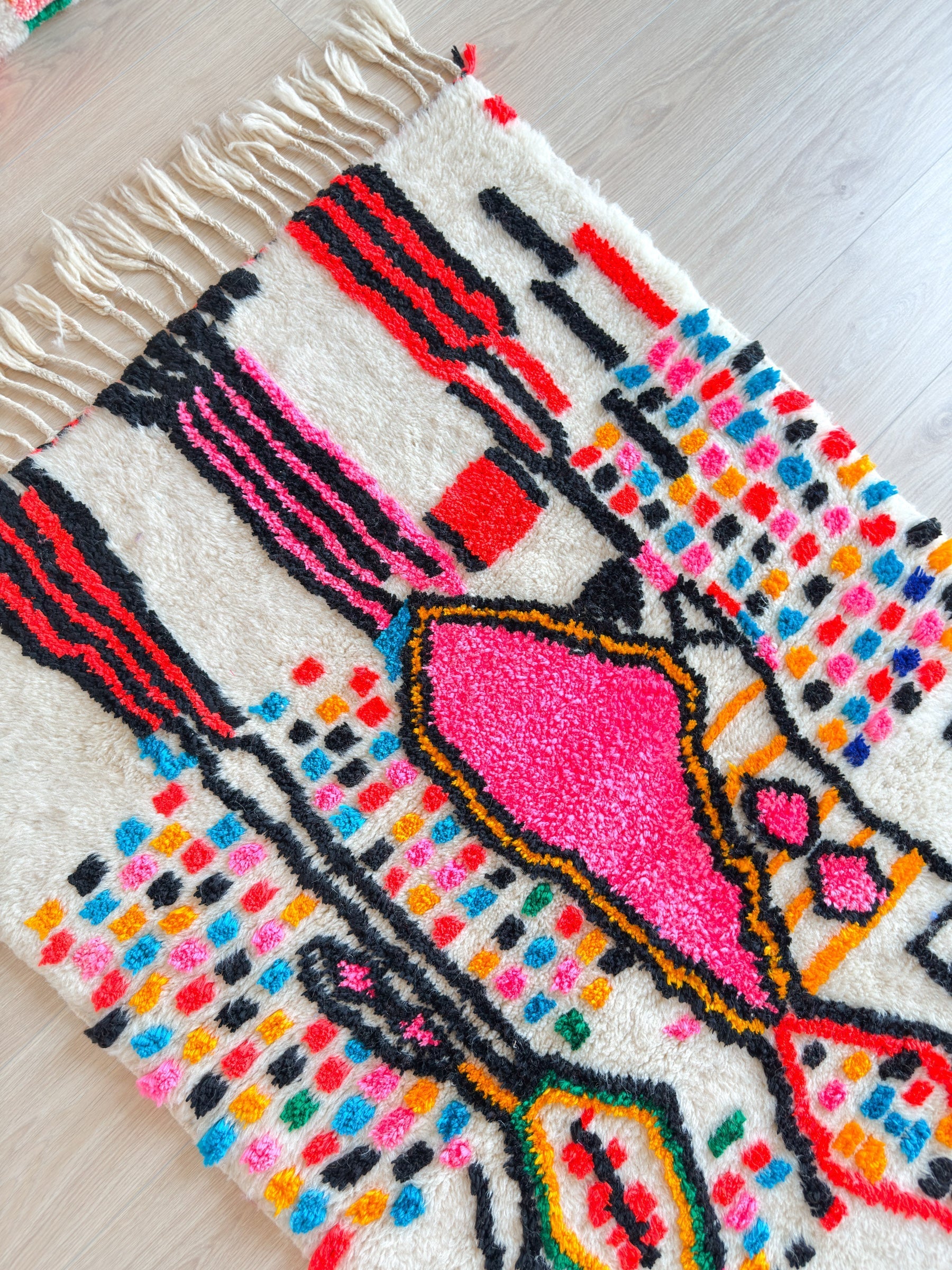 Tapis Berbère Coloré 107 X 189 Cm - N°2209