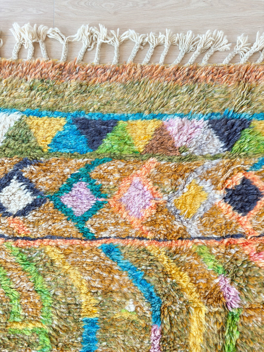 Tapis Berbère Coloré 168 X 258 Cm - N°2090