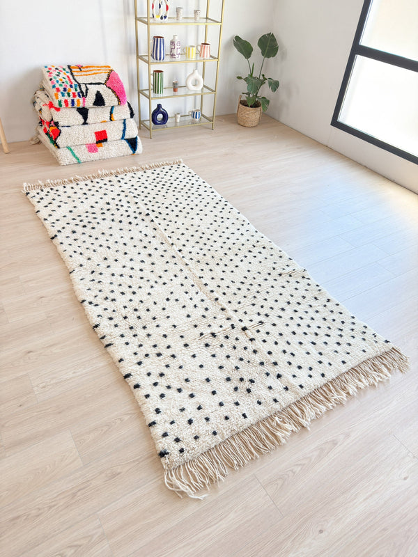 Tapis Beni Ouarain 145 X 270 Cm - N°1107