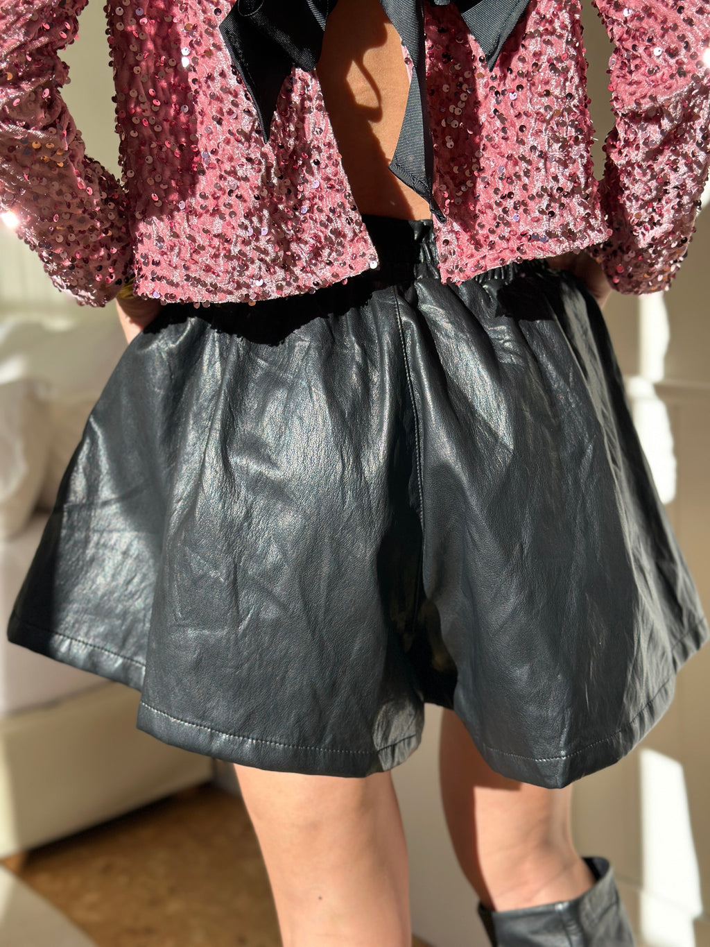 Short Amalia Similicuir Noir