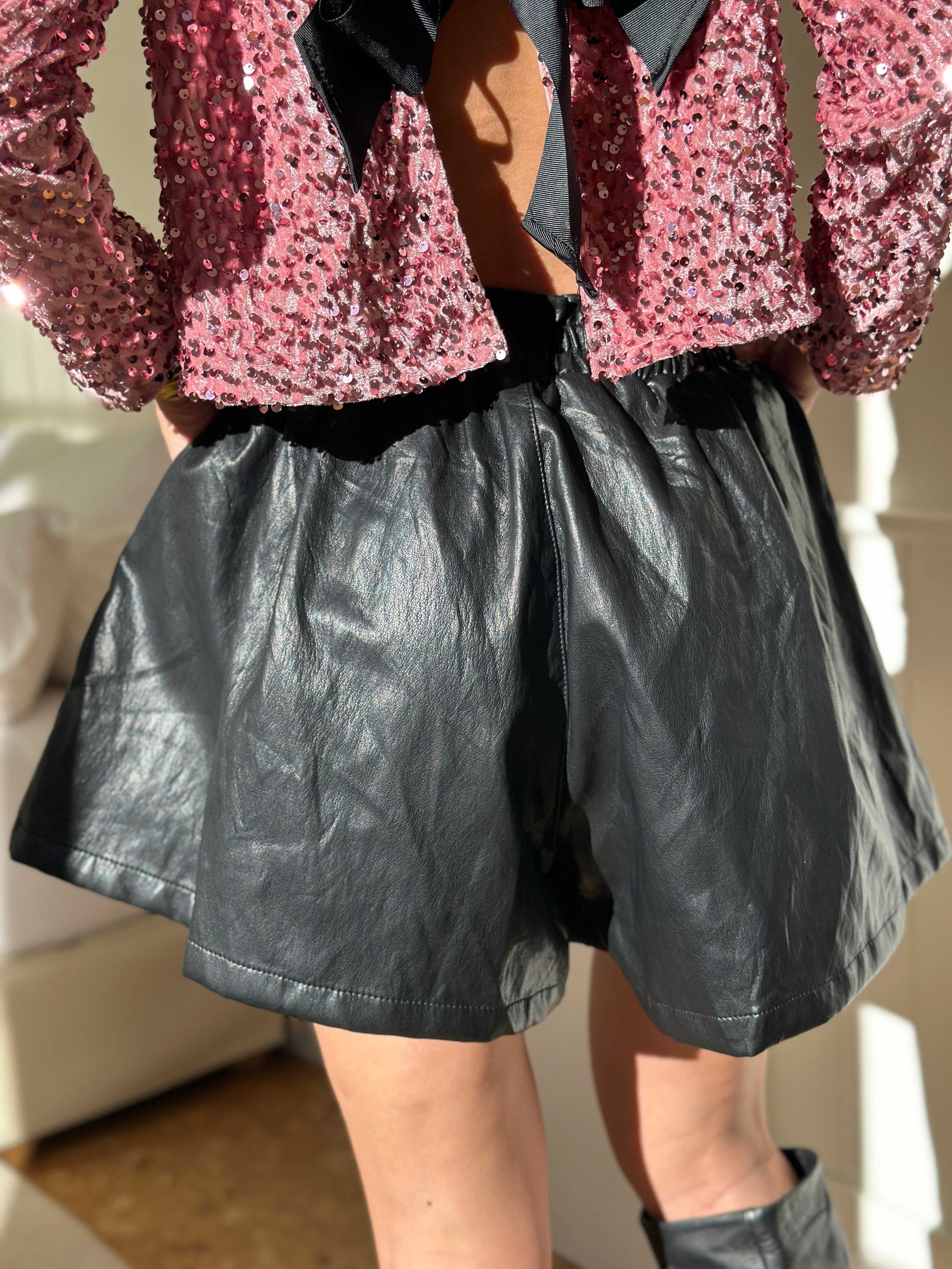 Short Amalia Similicuir Noir