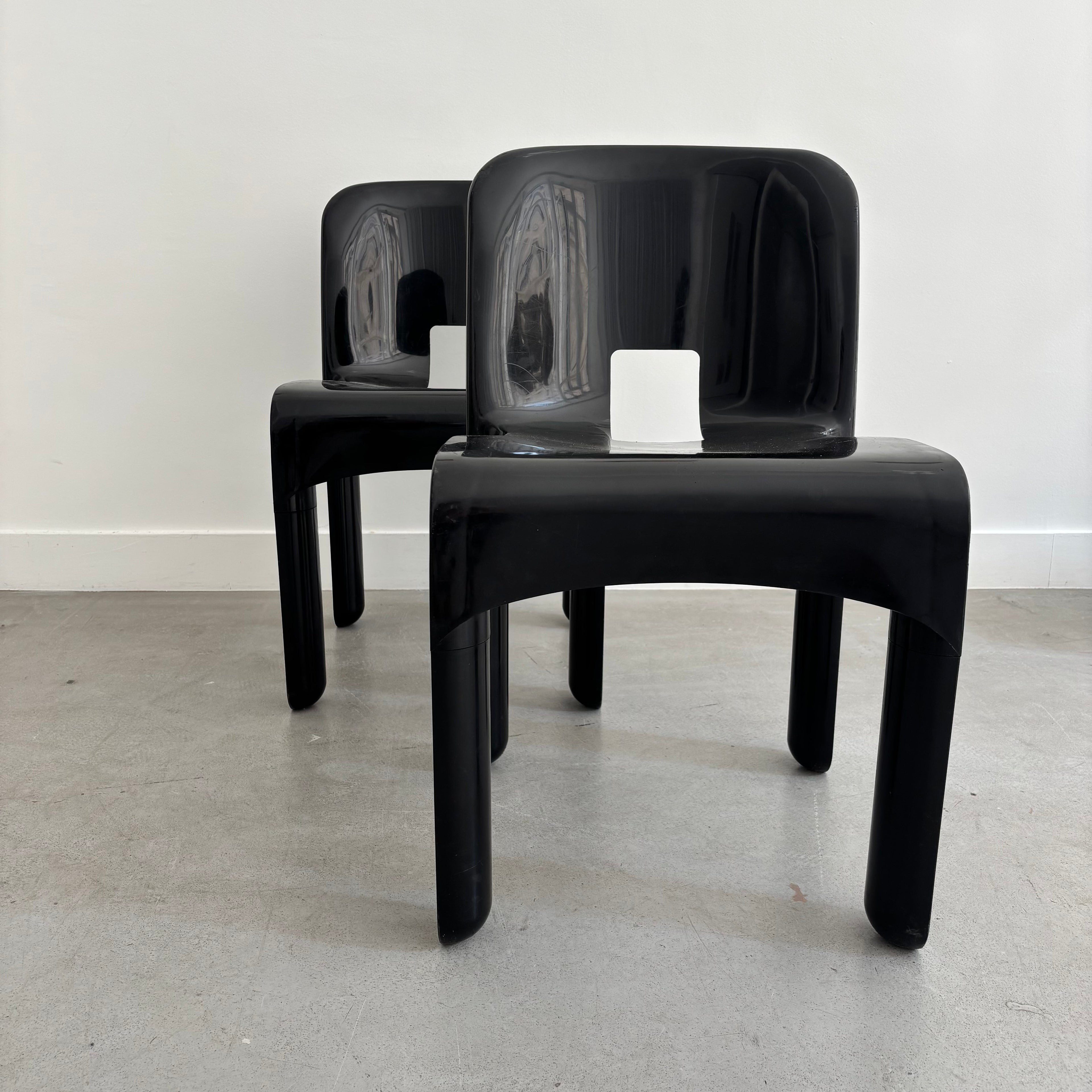 Paire De Chaises Universale Par Joe Colombo Pour Kartell Années 70