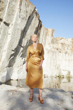 Robe Fernanda Satin Ocre