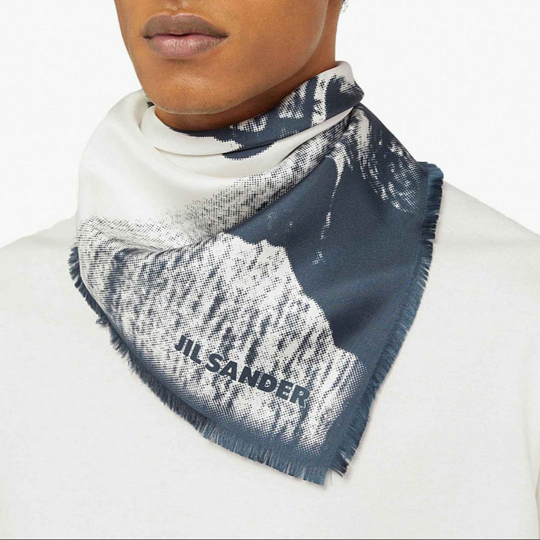 Générique C 02 W Hood - 001 Sample - Homme