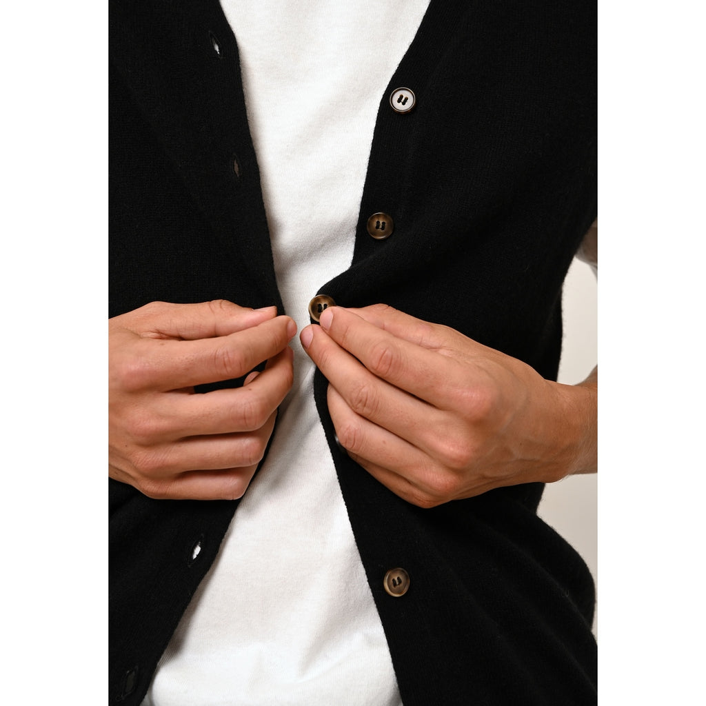 Cardigan Col V Sans Manches Lana - 100% Cachemire 2 Fils - Noir - Homme