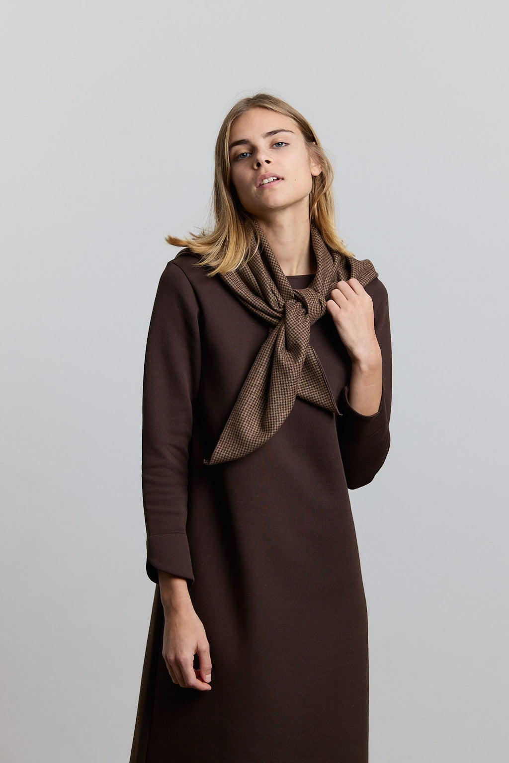 Robe Prisca - Seal Brown