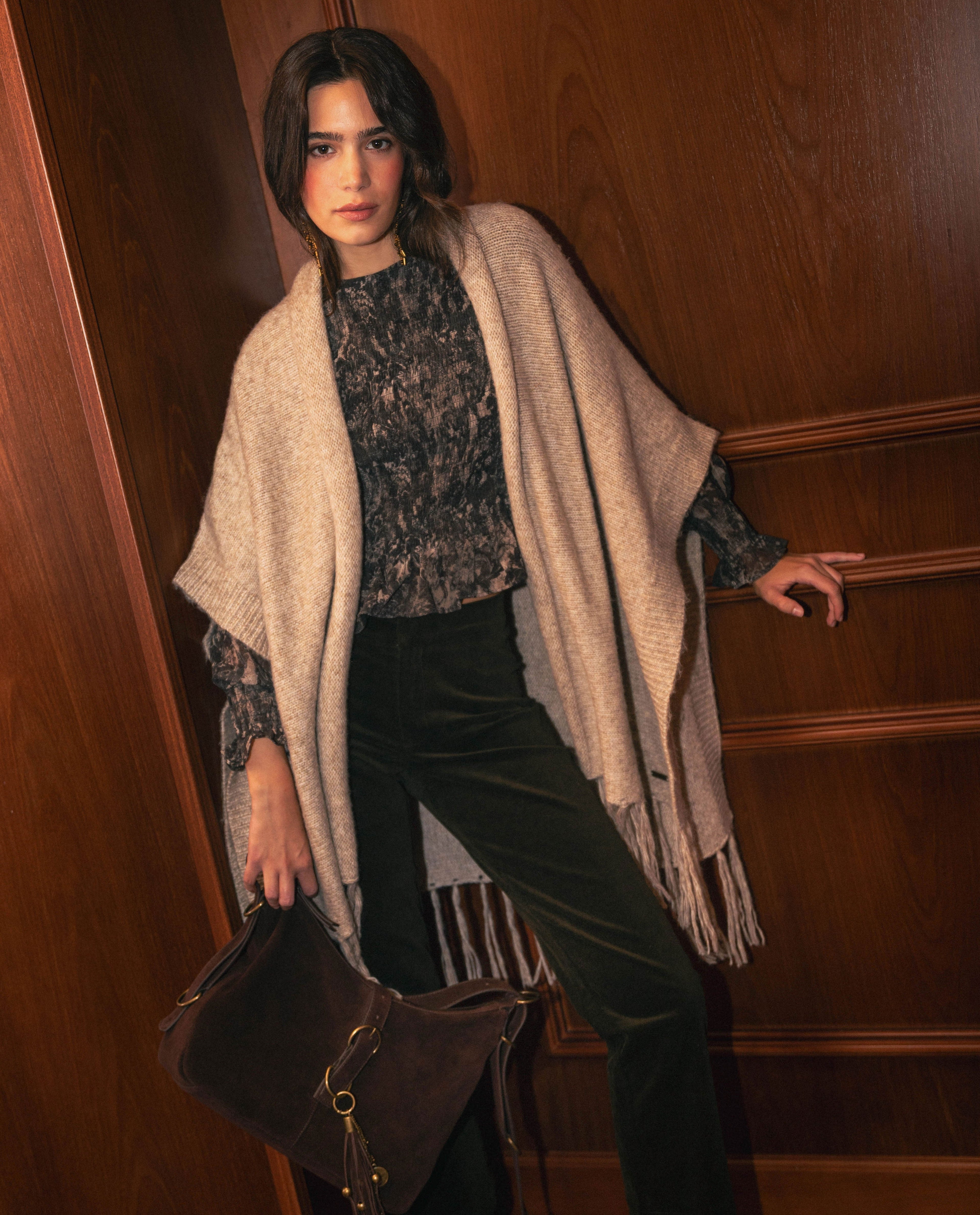 Cape Downtown Walk - Beige
