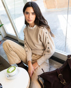 Pull Like Sisters - Beige