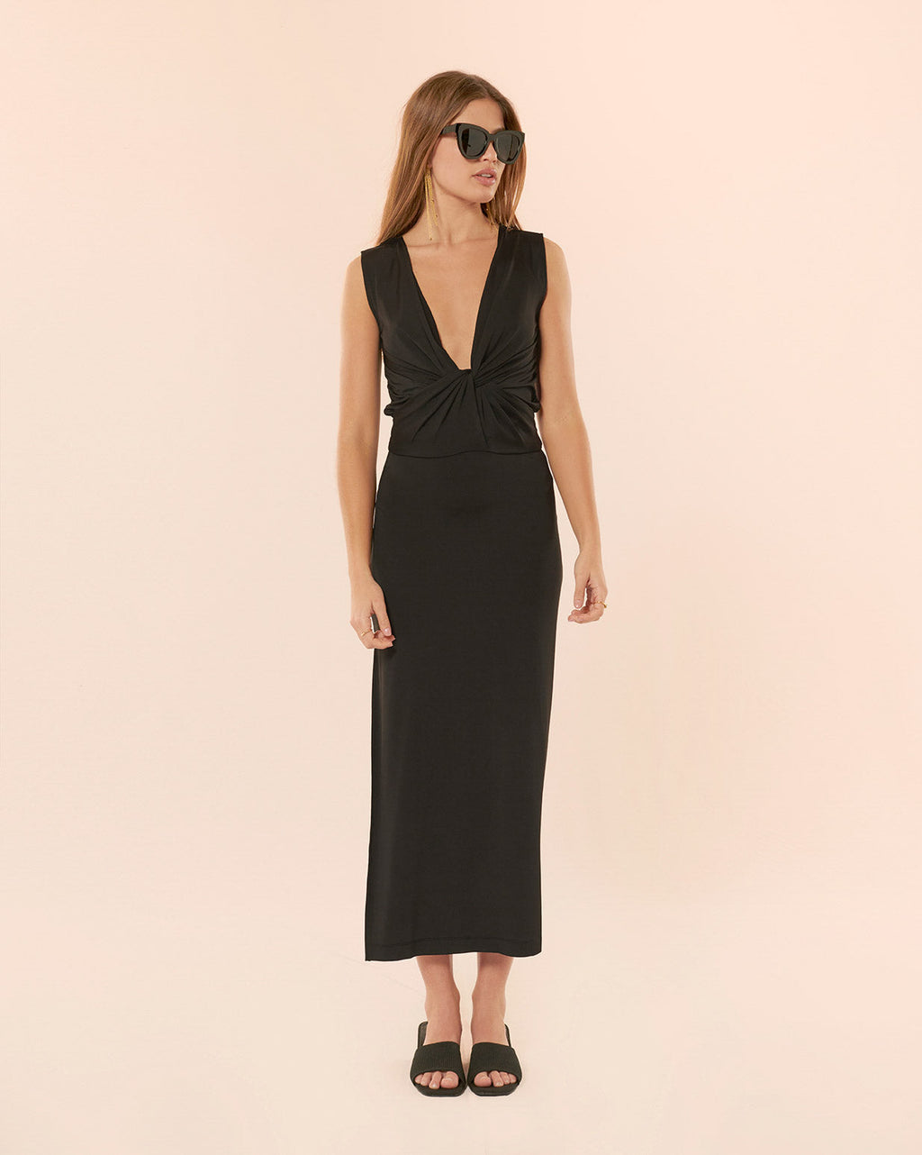 Robe Lucy - Black