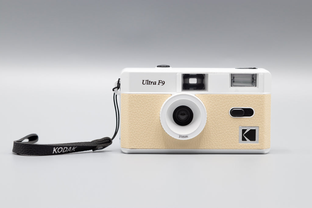 Appareil Argentique - ULTRA F9 - Light Beige - 2 Pellicules Couleur Offertes - Kodak