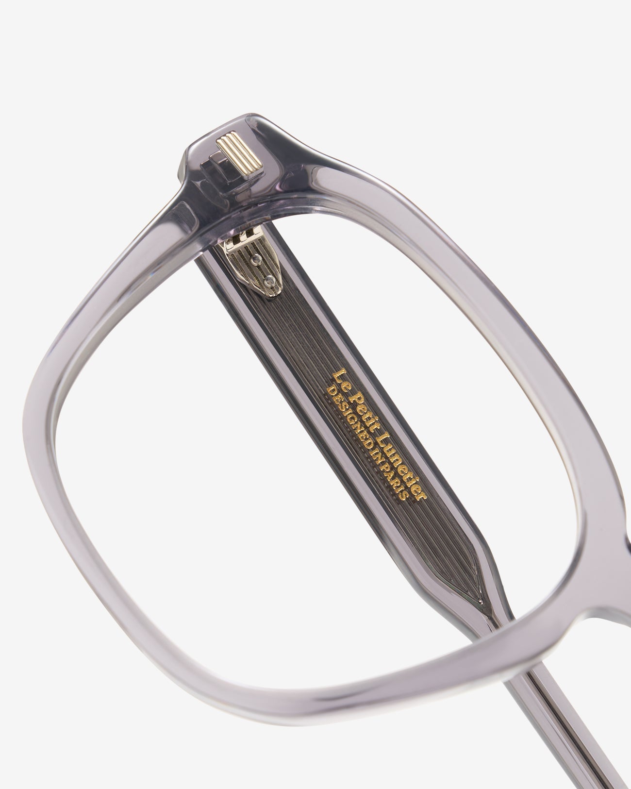 Gros plan sur la monture carré acétate des lunettes de vue Lucifer.M Gris