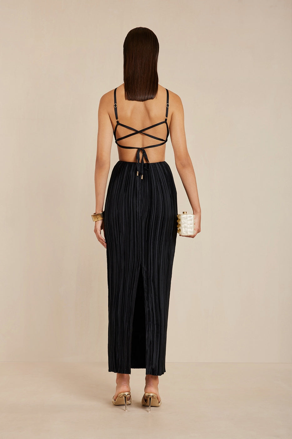 Robe Mitra - Black