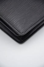 Louis Vuitton Capucines Epi