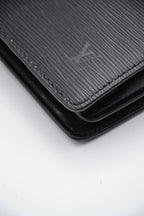Louis Vuitton Capucines Epi