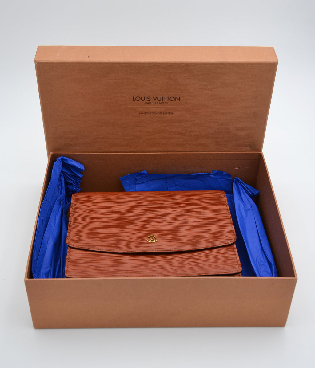 Sac Grenelle Louis Vuitton En Cuir Épi Kenyan – Boîte & Dustbag