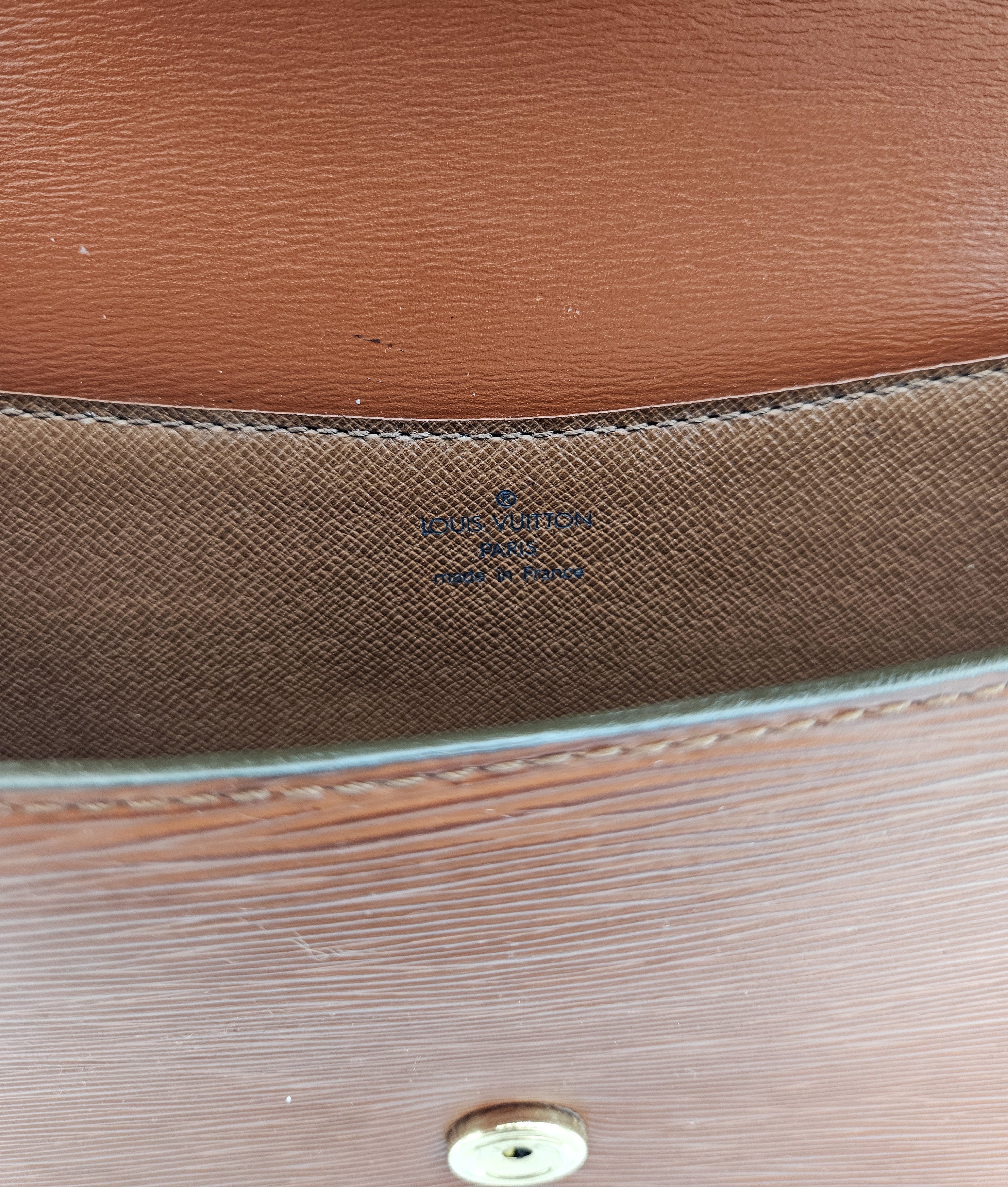 Sac Grenelle Louis Vuitton En Cuir Épi Kenyan – Boîte & Dustbag
