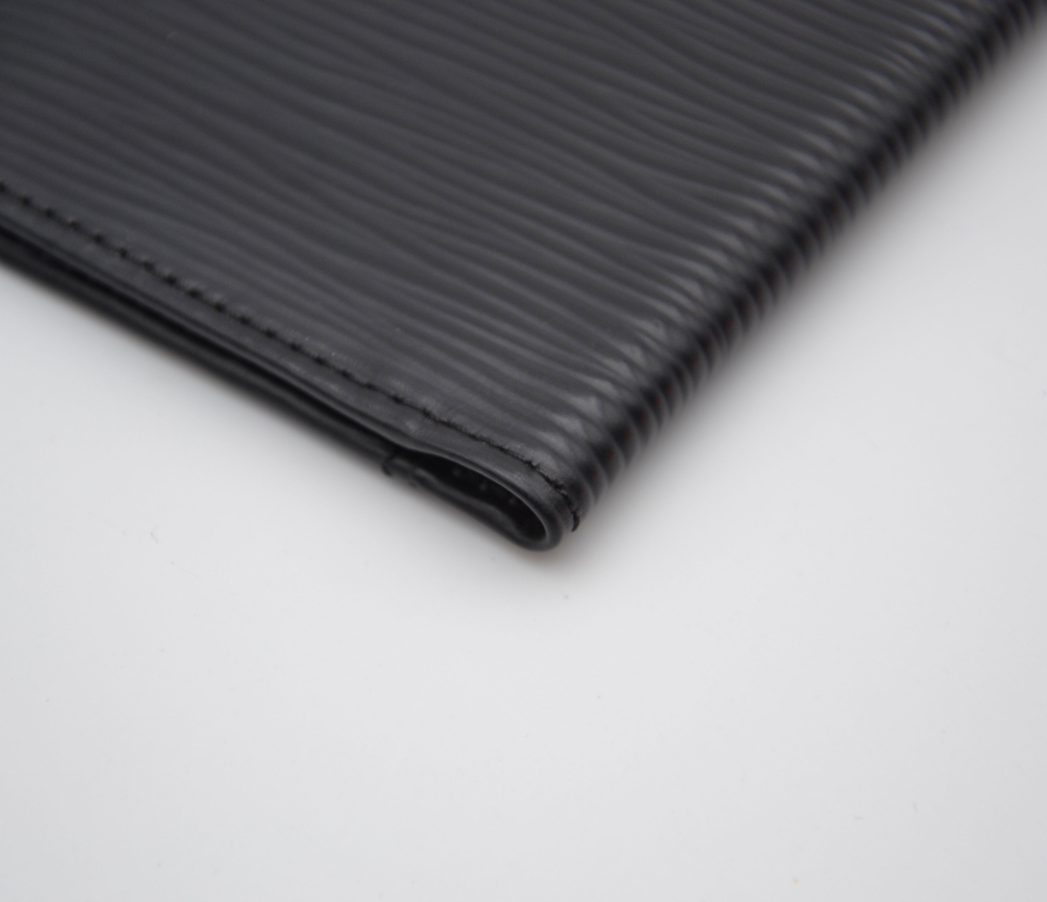 Porte-Cartes Louis Vuitton Cuir Épi Noir Unisexe