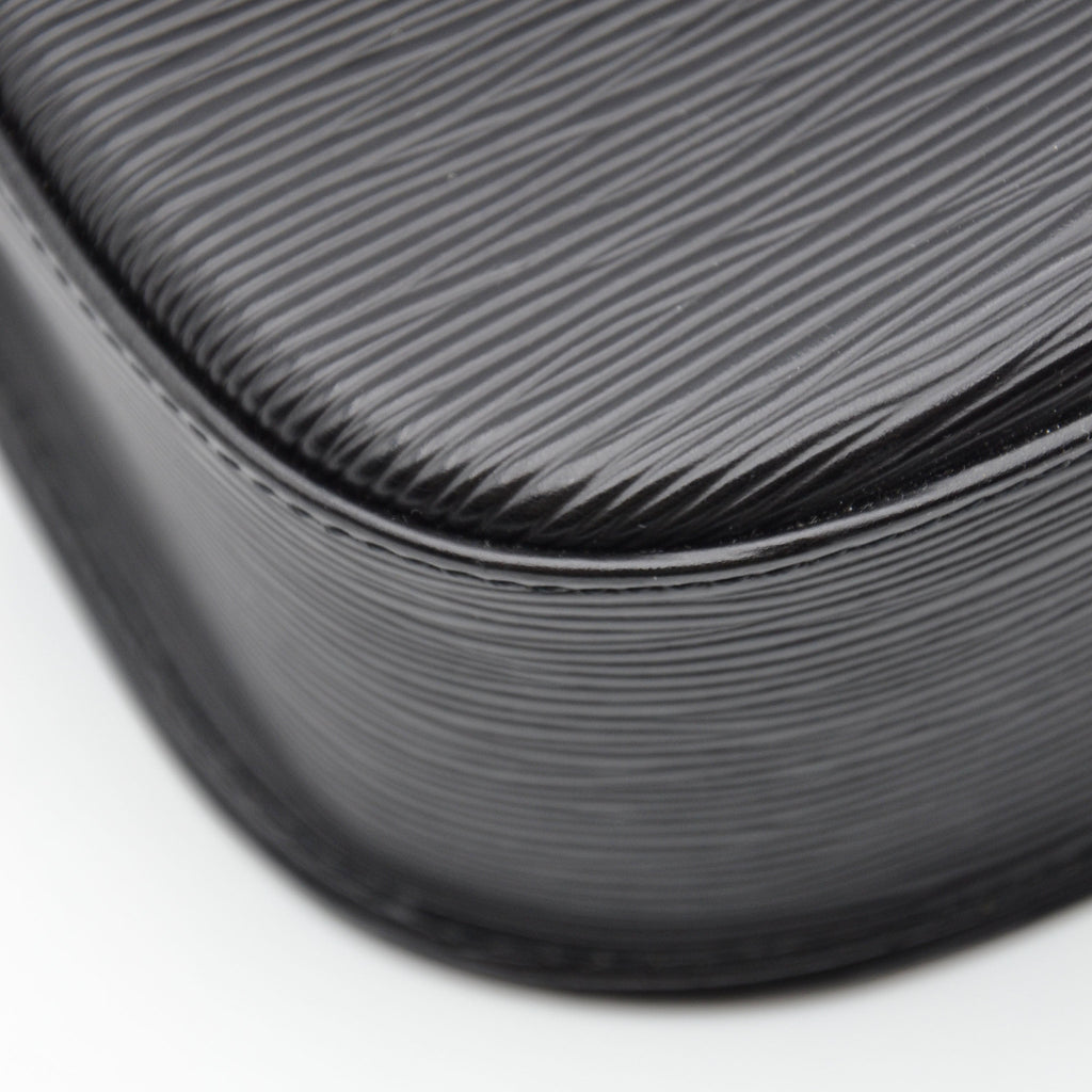 Louis Vuitton Saint Cloud Gm Cuir Épi Noir