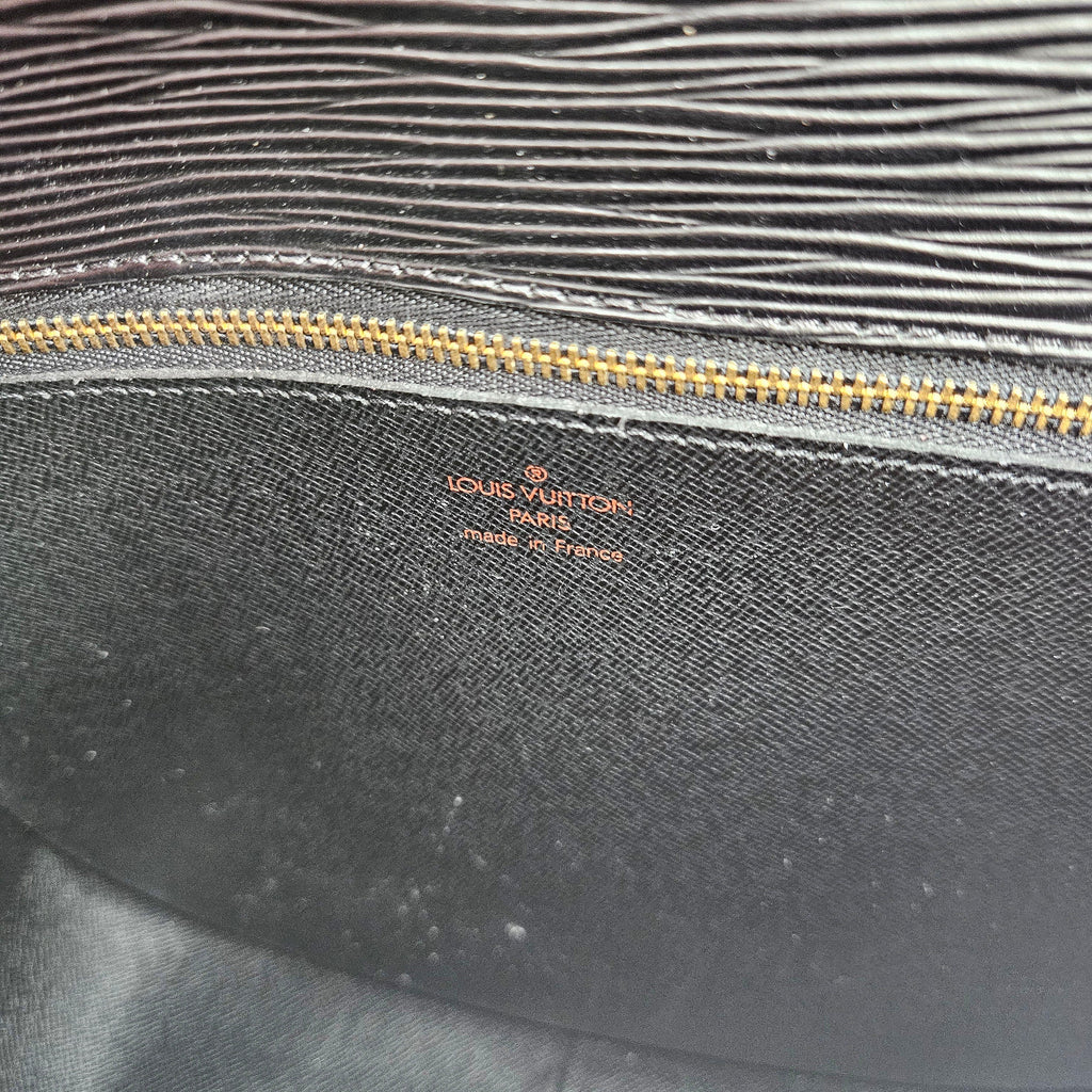 Louis Vuitton Saint Cloud Gm Cuir Épi Noir