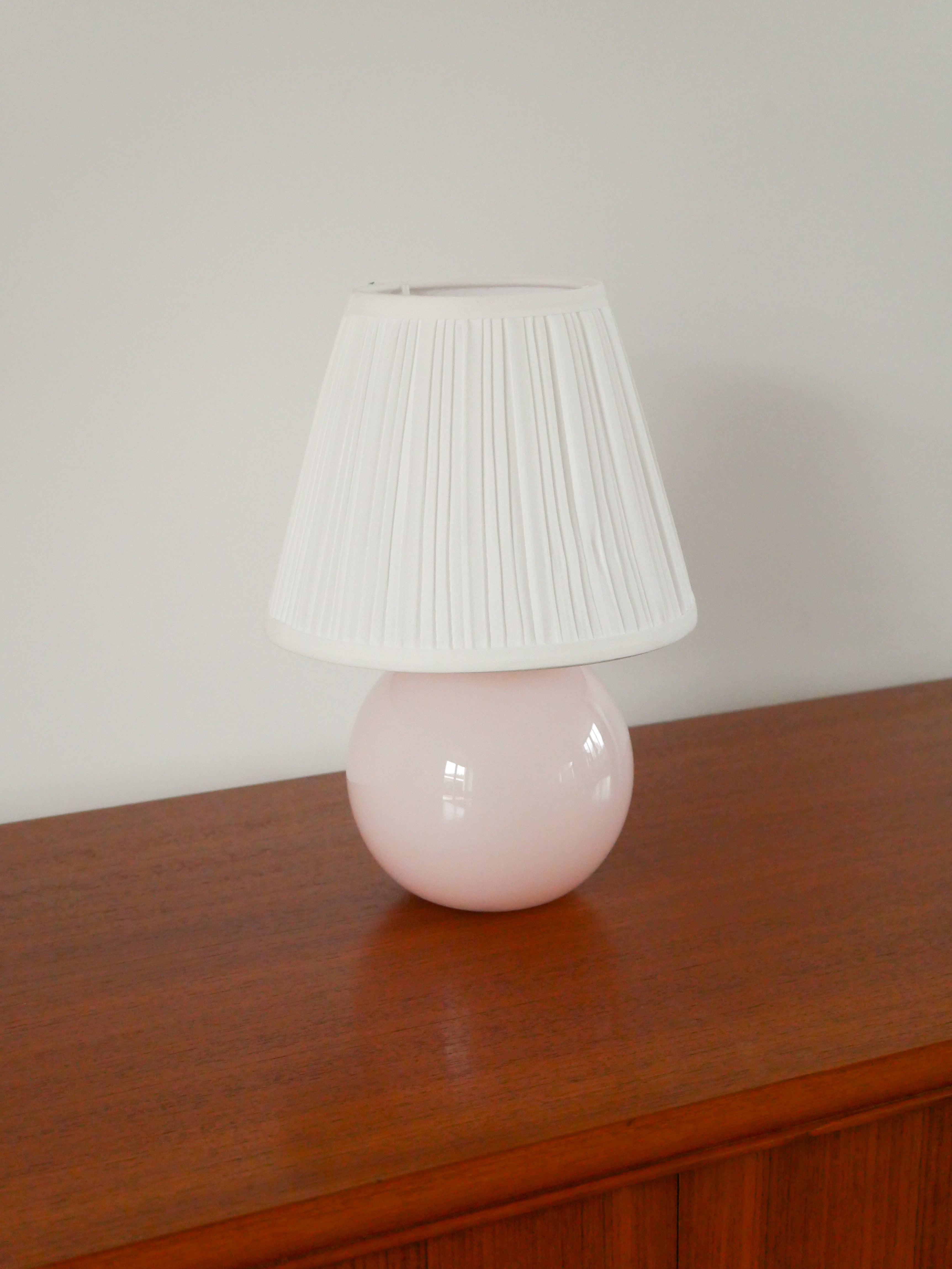 Lampe Boule À Poser En Opaline, Rose, Art Déco, 1930