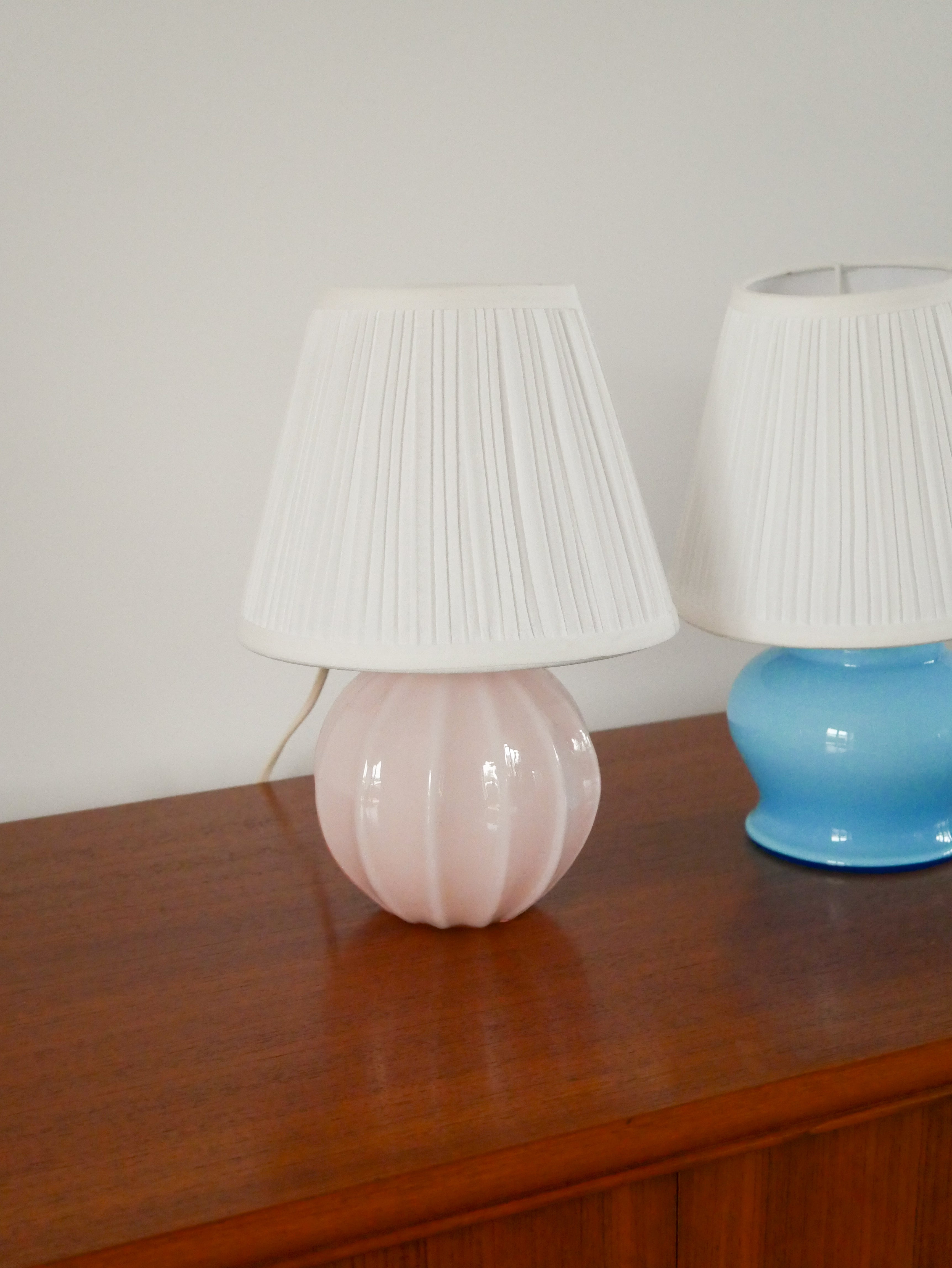 Lampe Boule À Poser En Opaline, Facettée, Rose, Art Déco, 1930