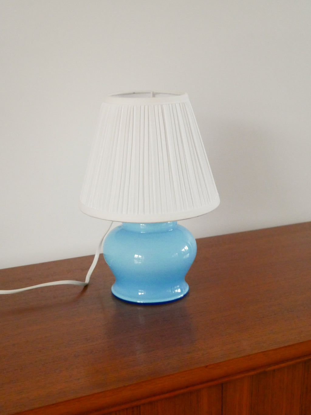 Lampe À Poser En Opaline, Bleu Ciel, Art Déco, 1930