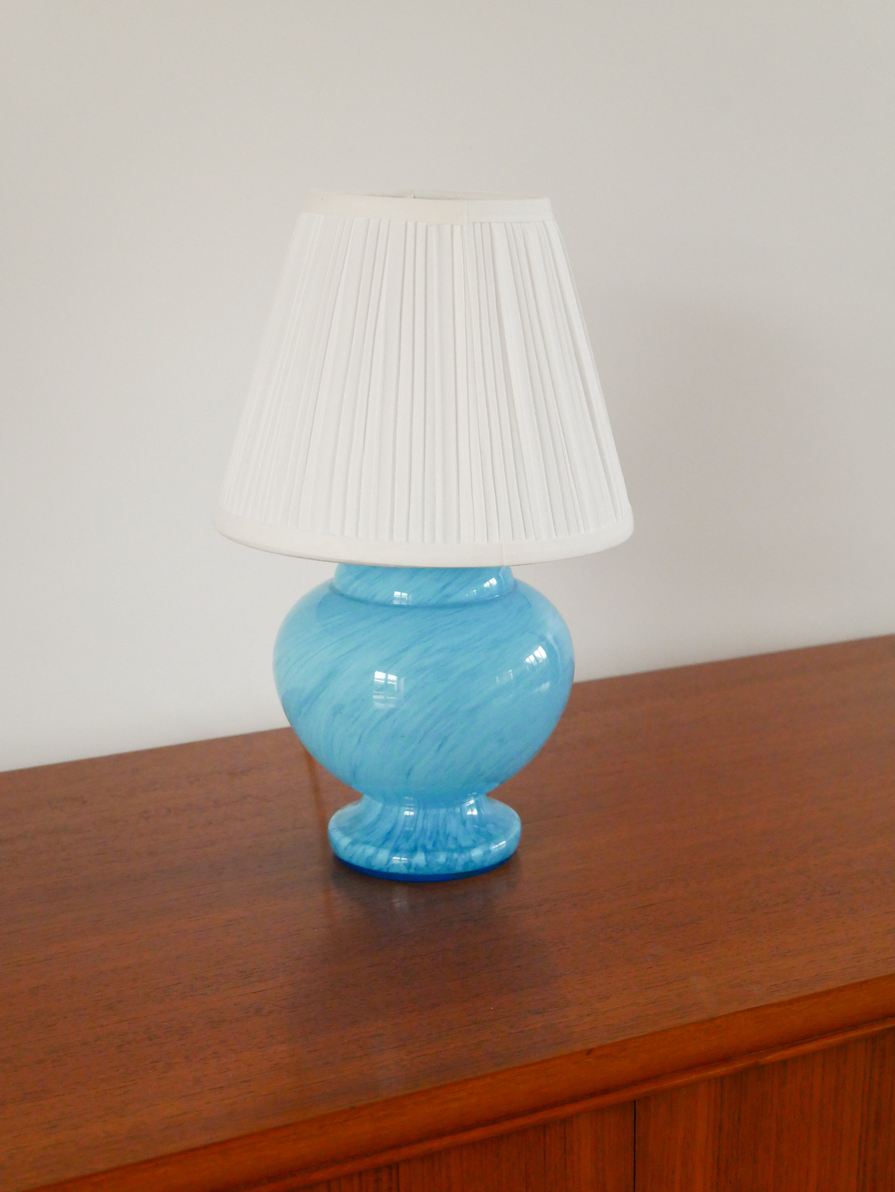 Lampe À Poser En Verre De Clichy, Bleu Ciel, 1950