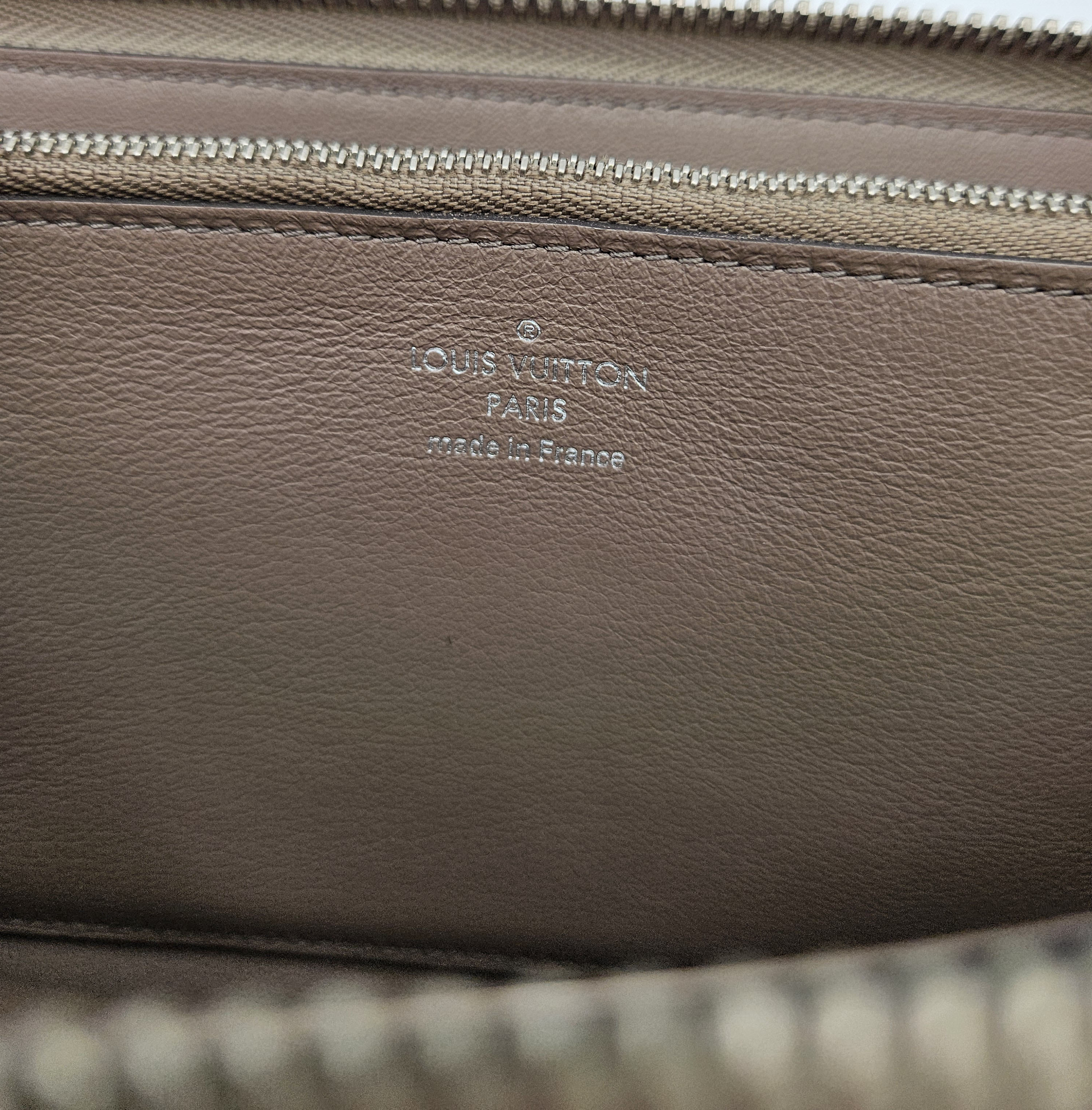 Louis Vuitton Portefeuille Comète Taurillon Taupe