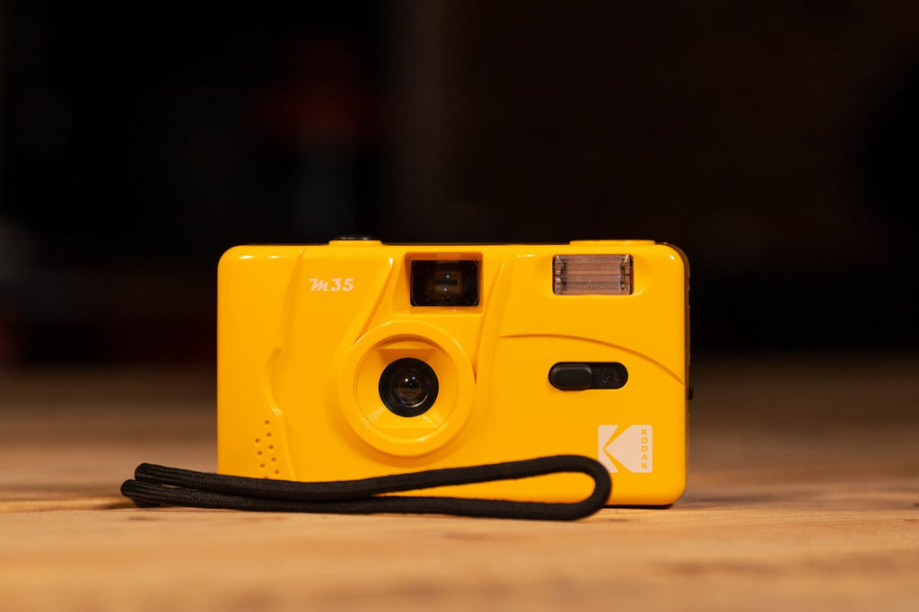 Appareil Photo - M35 - Jaune - 2 Pellicules Couleur Offertes - Kodak