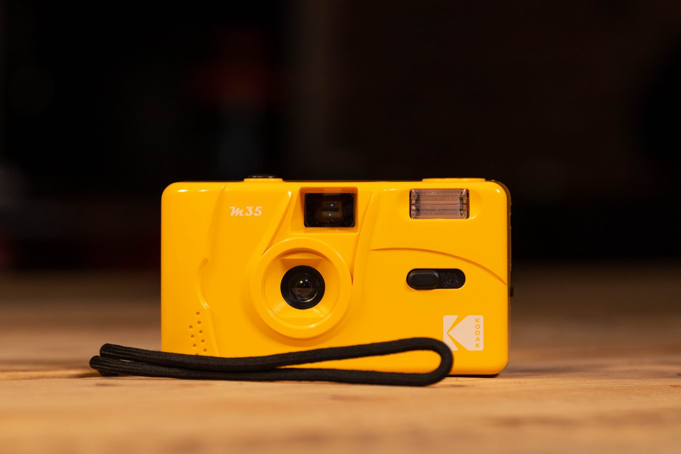 Appareil Photo - M35 - Jaune - 2 Pellicules Couleur Offertes - Kodak